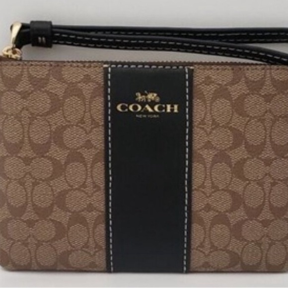 Coach Signature Wristlet NWT - Picture 2 of 5